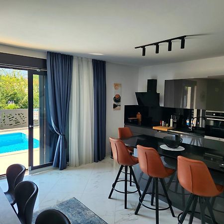 Villa Keti ポレッチ エクステリア 写真